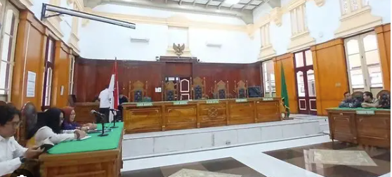 KLH Gugat PT TBS Rp120 Miliar